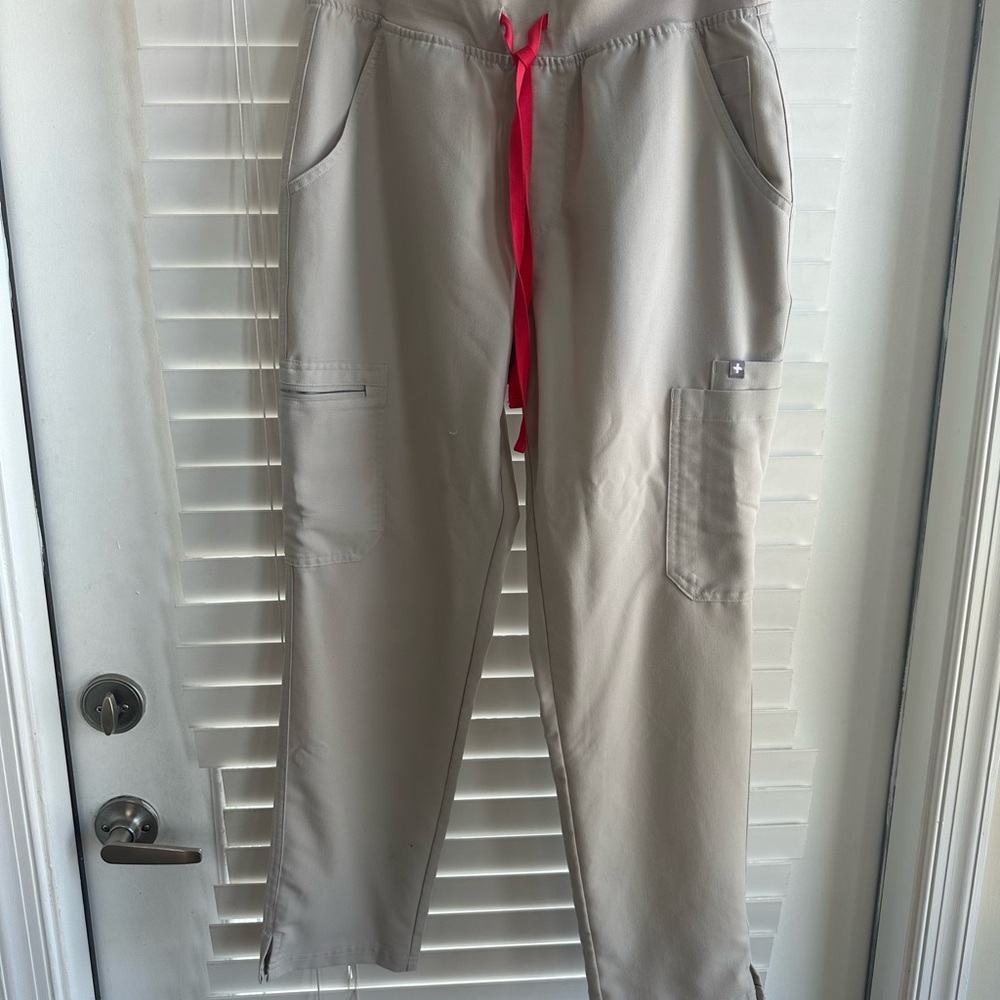 Petite High Waisted Yola Skinny Scrub Pants